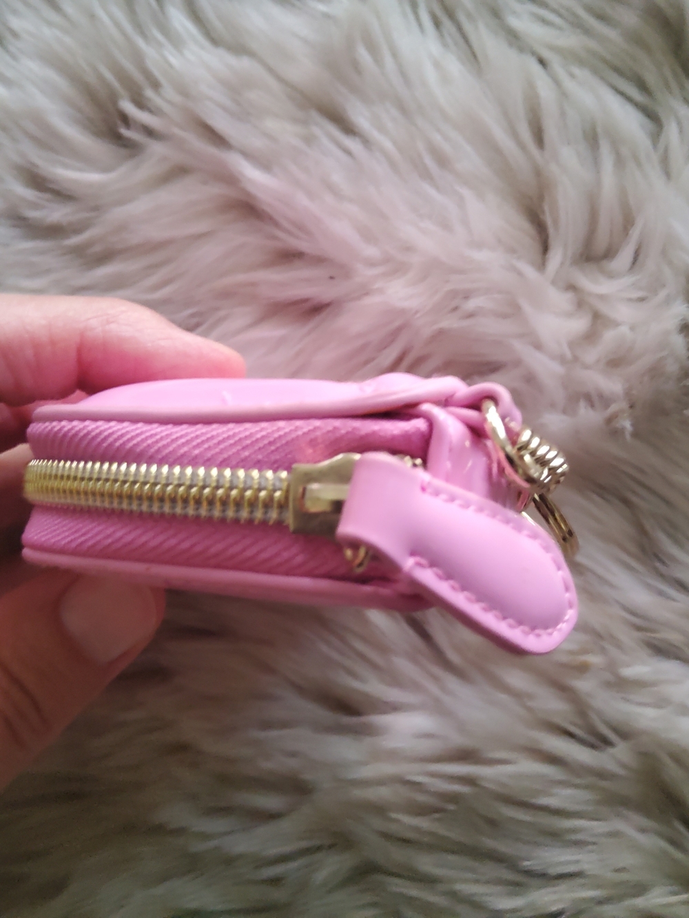 Victoria's Secret Glossy Pink Lip-Shaped Crossbody Bag - Picture 9 of 10